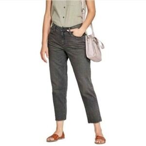 NWT‎  High-Rise Straight Jeans Raw Ankle Hem Jeans